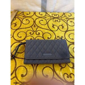 Vera Bradley Riley quilted wristlet magnetic zipper wallet (crossbody strap miss